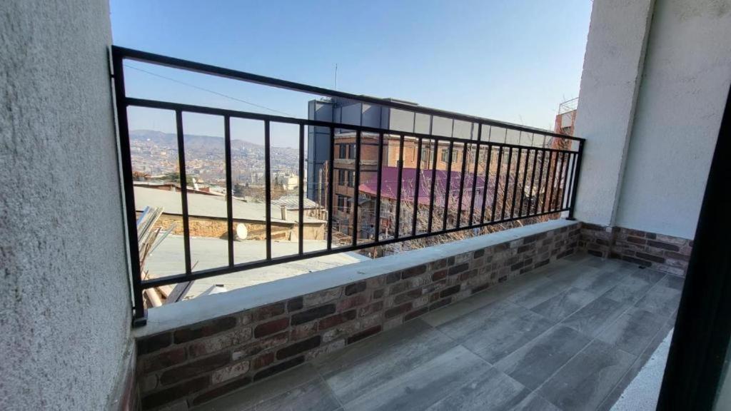 Brothers Apartments With Terrace In Old טביליסי מראה חיצוני תמונה