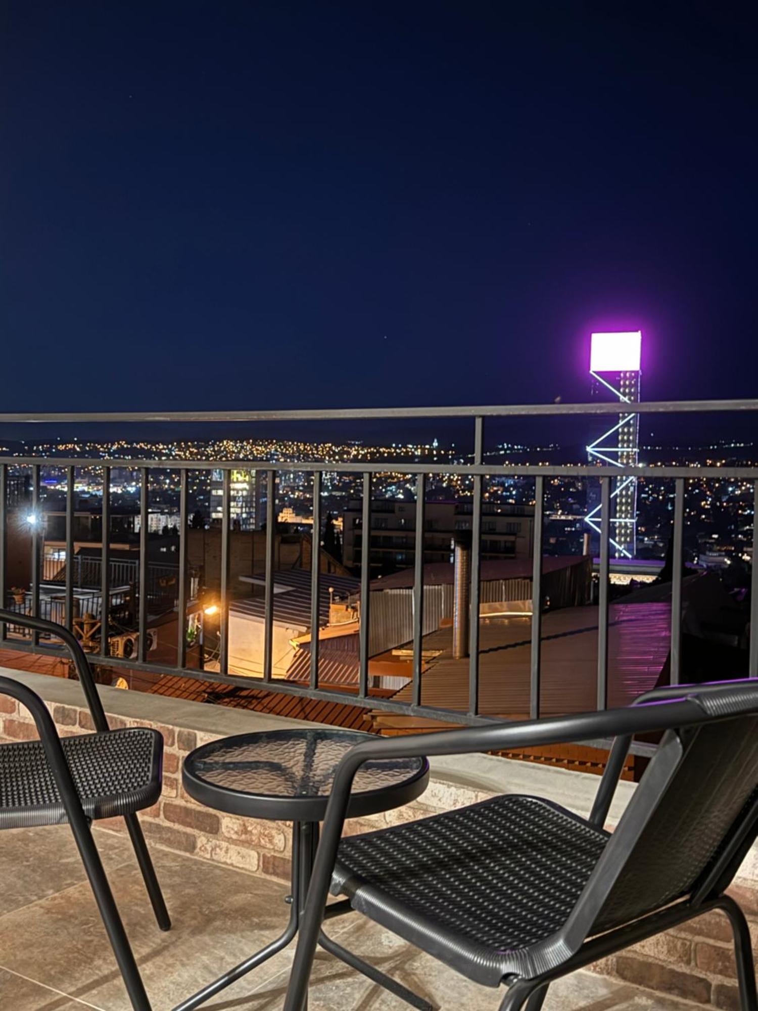 Brothers Apartments With Terrace In Old טביליסי מראה חיצוני תמונה