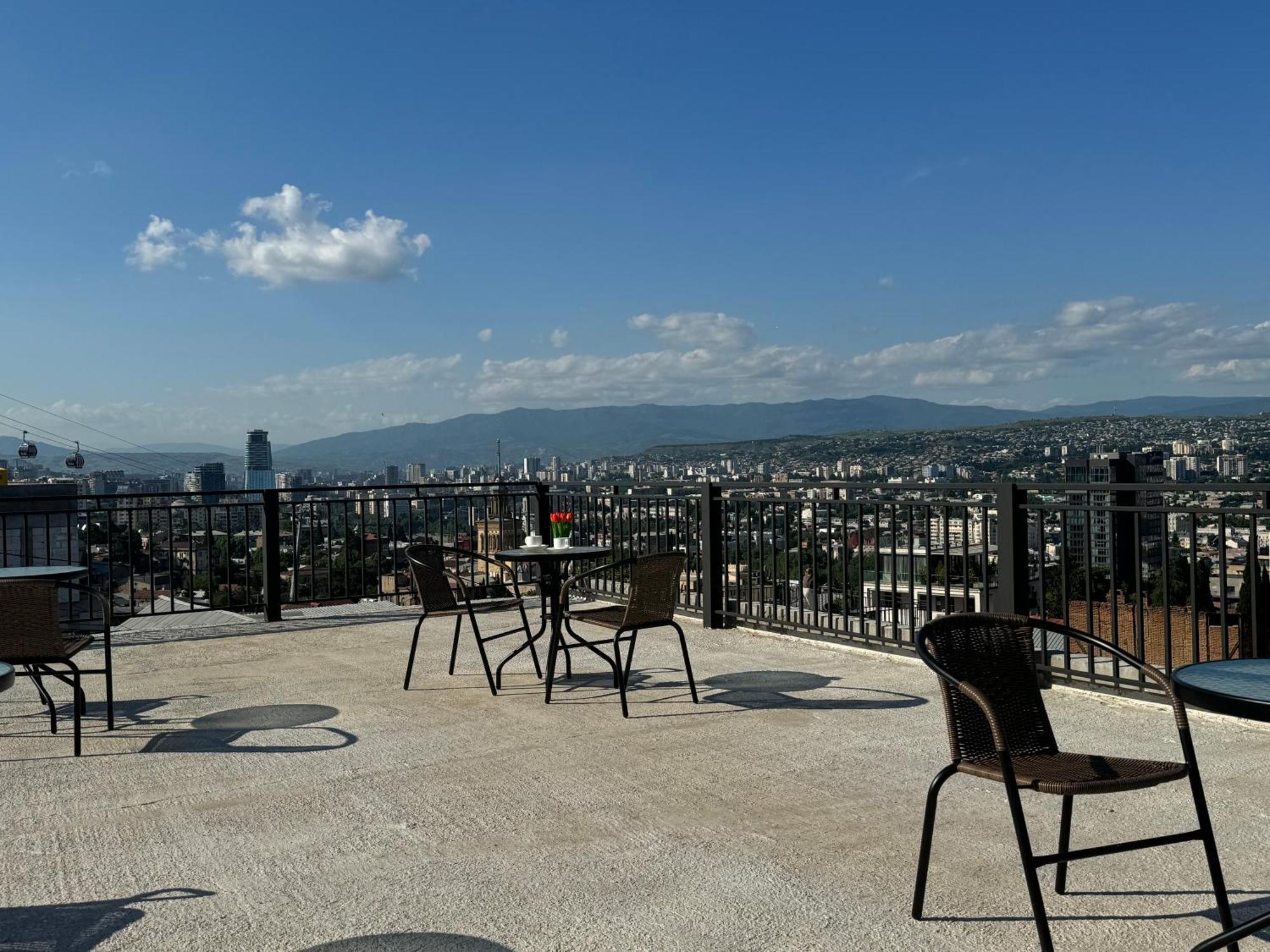 Brothers Apartments With Terrace In Old טביליסי מראה חיצוני תמונה